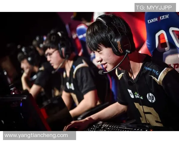 RNG战队在CSGO中的团队协作策略与实战分析探讨