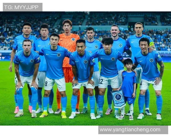 深圳足球队逆袭之路揭秘:从低谷到冠军赛的辉煌历程 深圳足球队逆袭之路揭秘:从低谷到冠军赛的辉煌历程