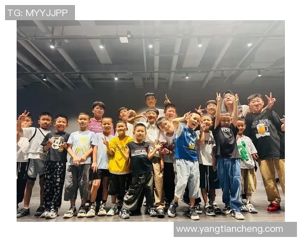 街舞意识实力榜单权威发布引领潮流新风尚与舞者的精彩碰撞