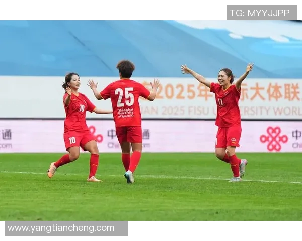 上海足球队在世界杯积分榜上以60分稳居第一名展现强大实力