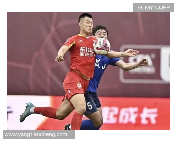 成都羽毛球队在选拔赛中以69分稳居积分榜首位展现强劲实力