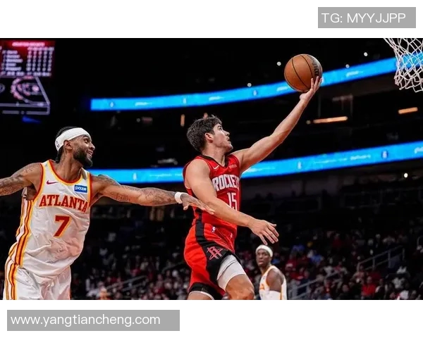 2018季前赛火箭队对阵上海队精彩录像回顾与分析