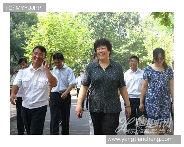 专访张静:探寻足球背后的成功秘诀与发展之路 专访张静:探寻足球背后的成功秘诀与发展之路