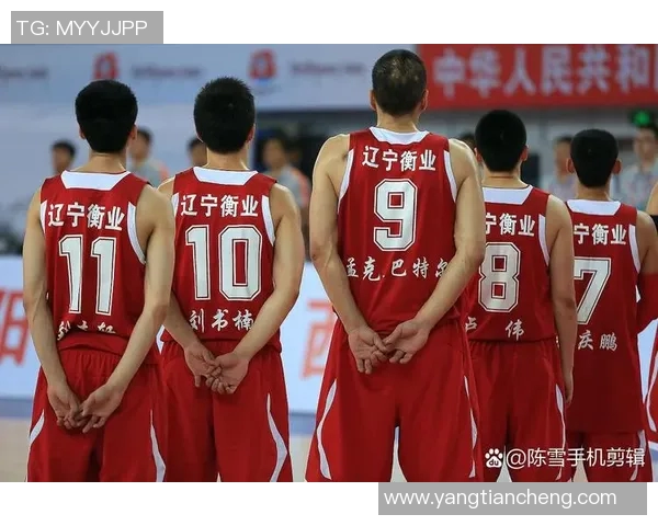 CBA联赛精彩对决辽宁队迎战上海队争夺胜利荣耀