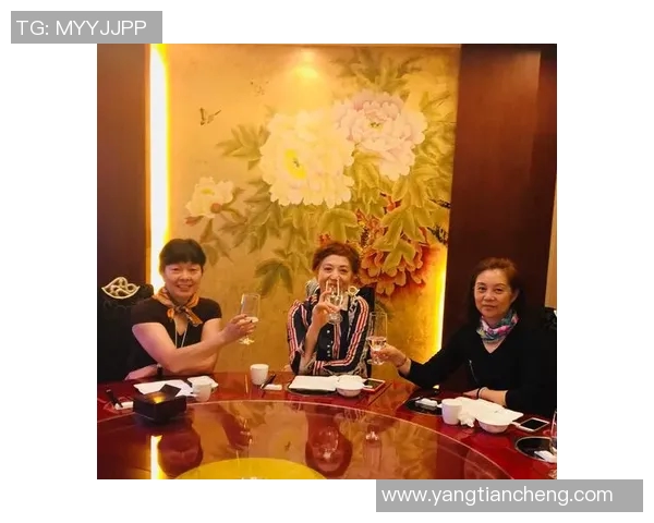 南部鲨鱼与南方哈士奇的奇妙对决与友谊之旅 南部鲨鱼与南方哈士奇的奇妙对决与友谊之旅