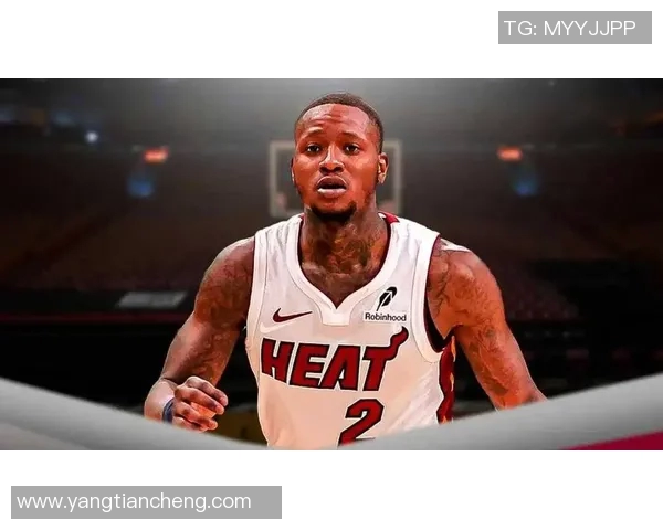 特里罗齐尔带领球队奋勇争先展现出色个人能力与团队合作精神 特里罗齐尔带领球队奋勇争先展现出色个人能力与团队合作精神